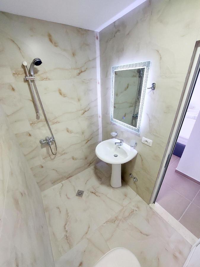 Makla Apartment Sarande Exterior photo