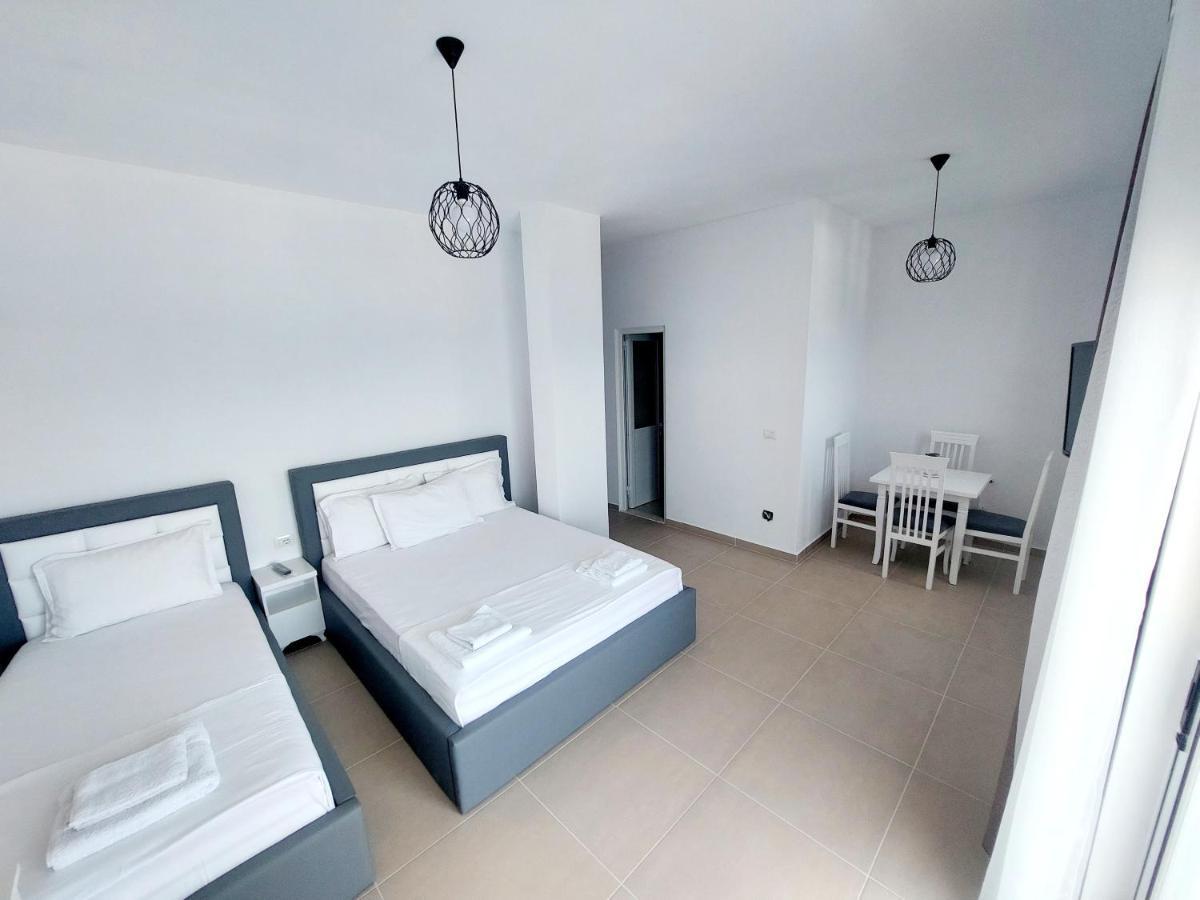 Makla Apartment Sarande Exterior photo