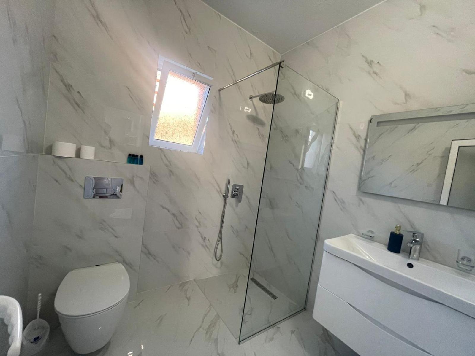 Makla Apartment Sarande Exterior photo